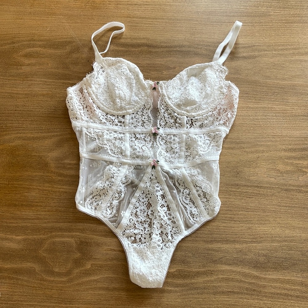 NWOT For Love & Lemons Mia White Lace Thong Bodysuit